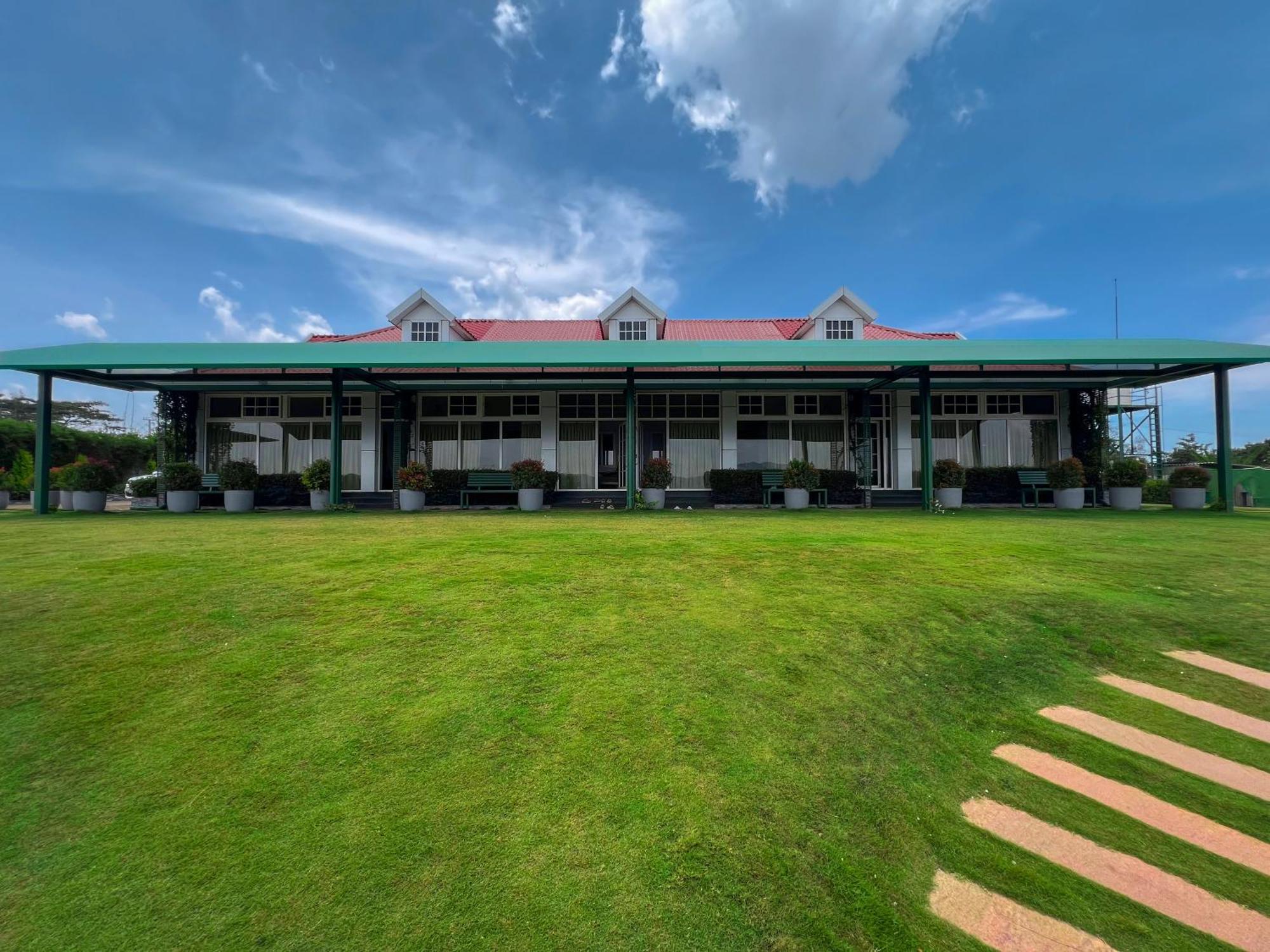 Cloudy Court Resort Idukki Zewnętrze zdjęcie