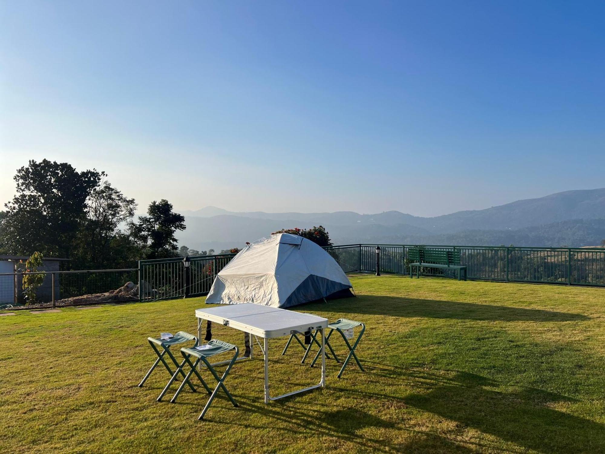 Cloudy Court Resort Idukki Zewnętrze zdjęcie